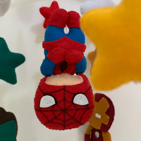 Móvil Súperheroes